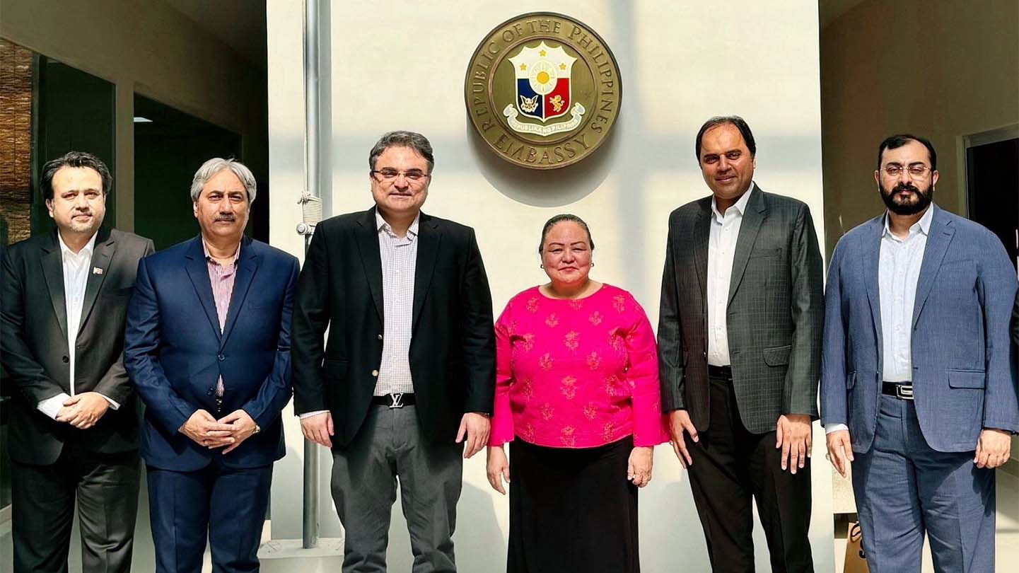 GBC Delegation Calls on the Ambassador of the Philippines